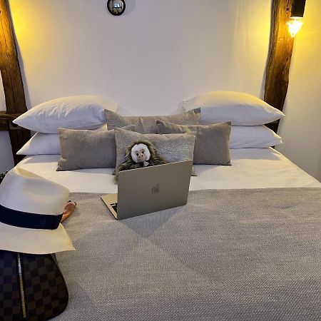 Tamarin & Capucin Suite Balneo Aubagne Kültér fotó